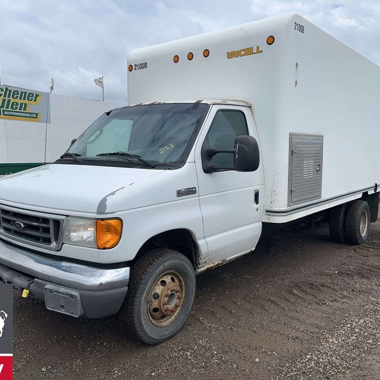 2006 Ford E-Series S/A Cube Van