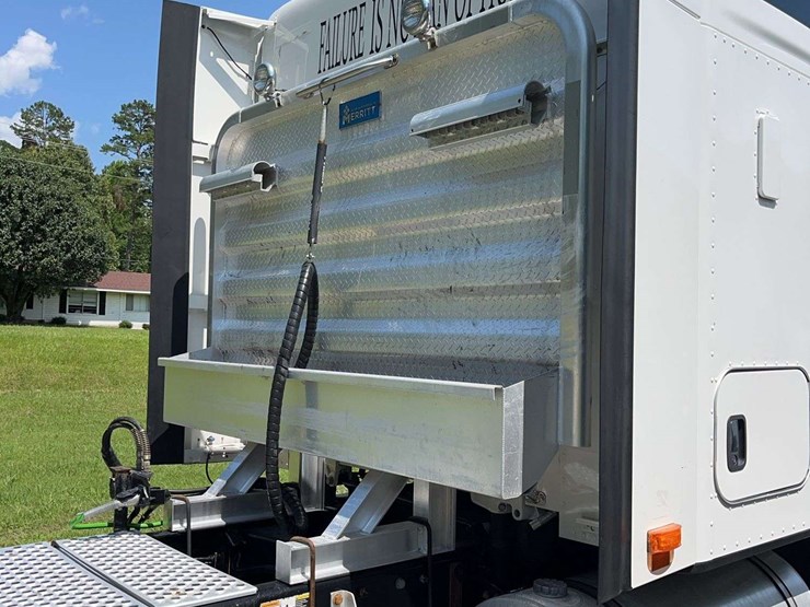 2022-kenworth-t680-image-13