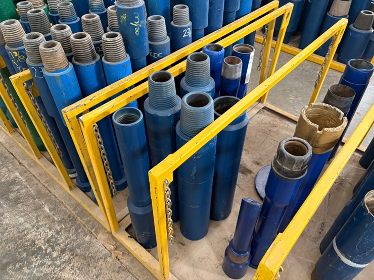 lot-of-(8)-assorted-x-over-subs-&-tubing-pup-jts-image-1