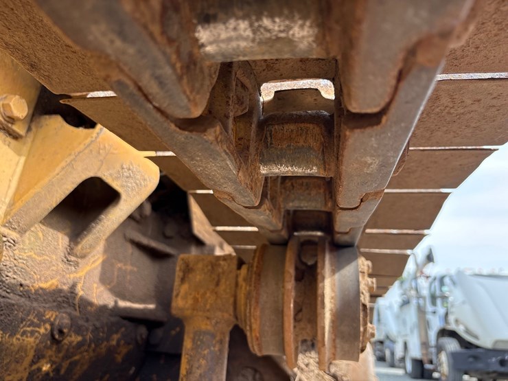 caterpillar-d3c-xl-image-47
