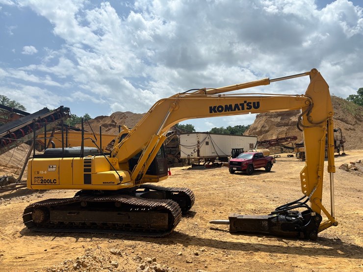 komatsu-pc200-lc-6le-image-4