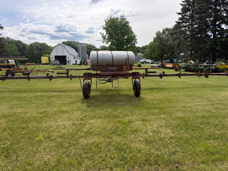 brittonya-sprayer-image-3
