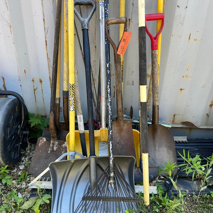 #7148 • Handled Tools