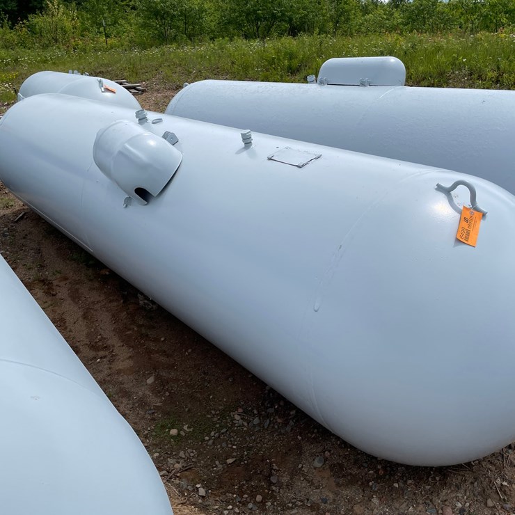 #6499 • 1000 Gallon LP Propane Tank