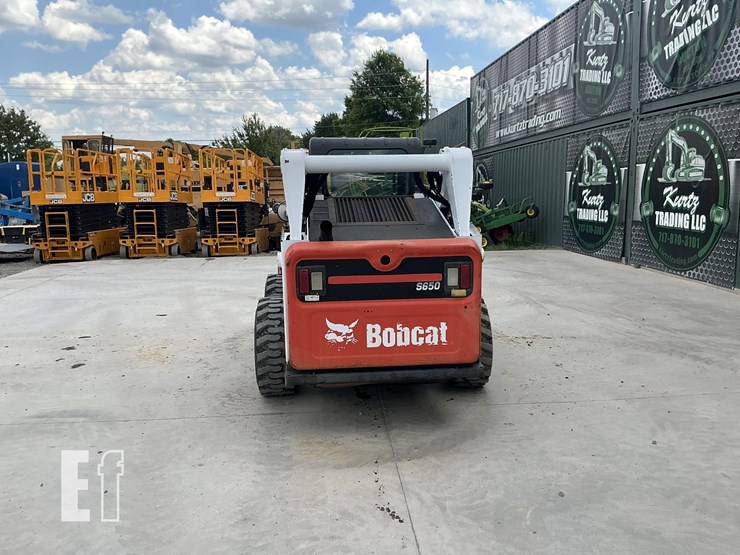 2014-bobcat-s650-image-3