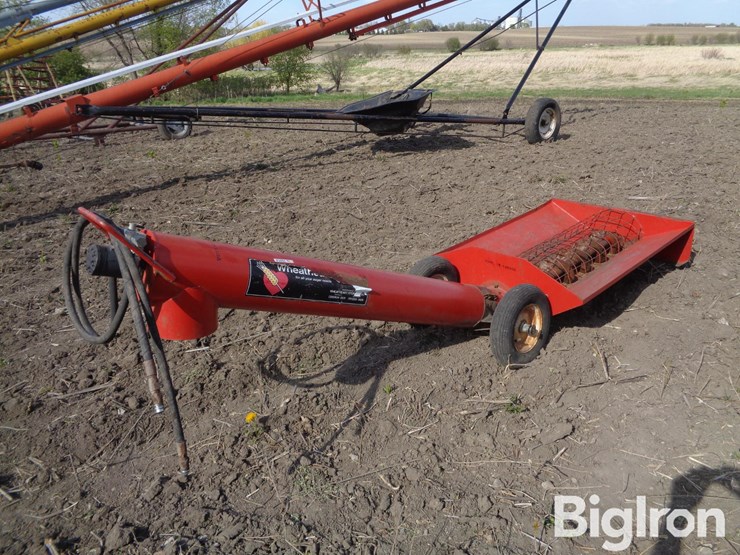 wheatheart-hydraulic-drive-jump-auger-image-1