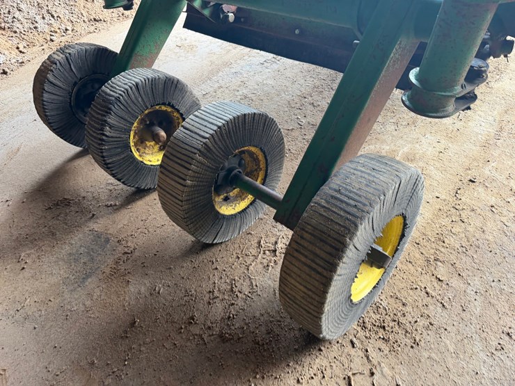 john-deere-1518-image-14
