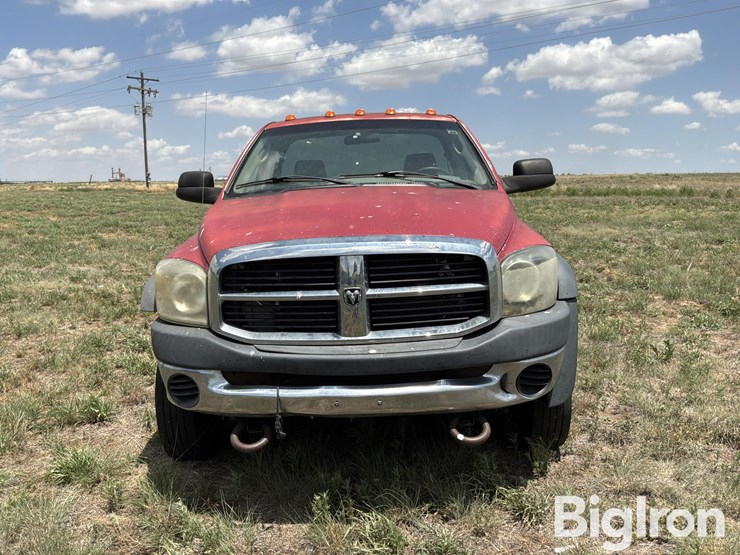 2009-dodge-ram-5500-image-2