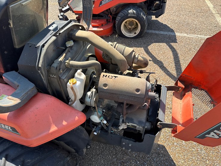 kubota-zd25-image-11