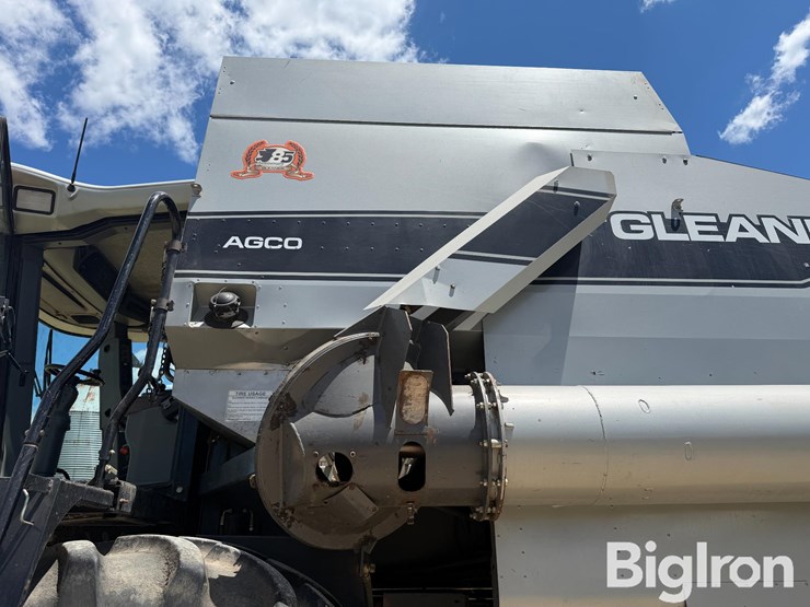 2008-gleaner-r65-image-20