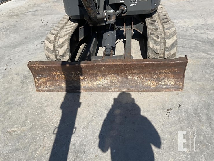 2017-bobcat-e50-image-12