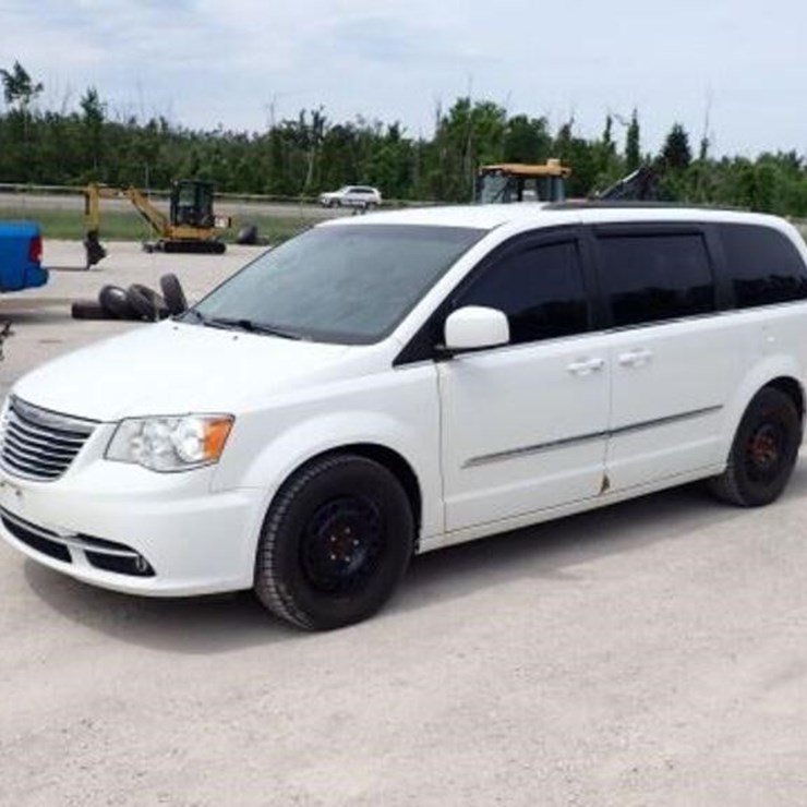 2016 CHRYSLER TOWN & COUNTRY