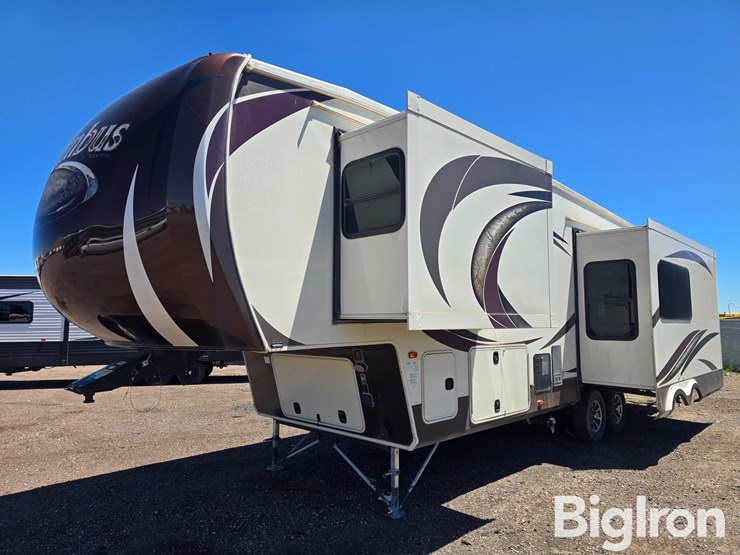2015-forest-river-columbus-340rk-5th-wheel-camper-image-1