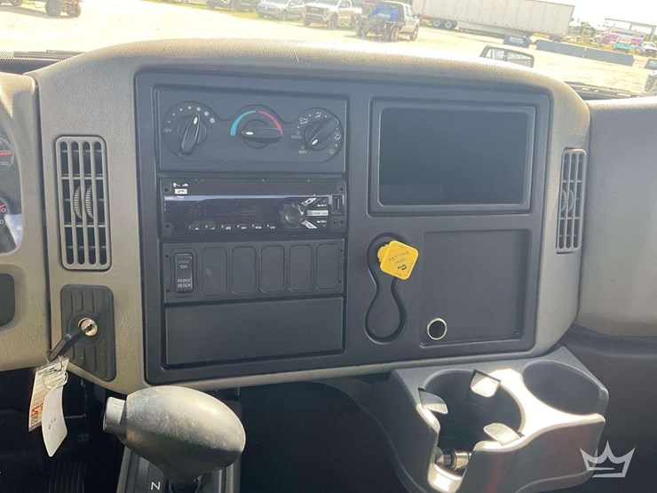 2019-international-durastar-4300-image-14