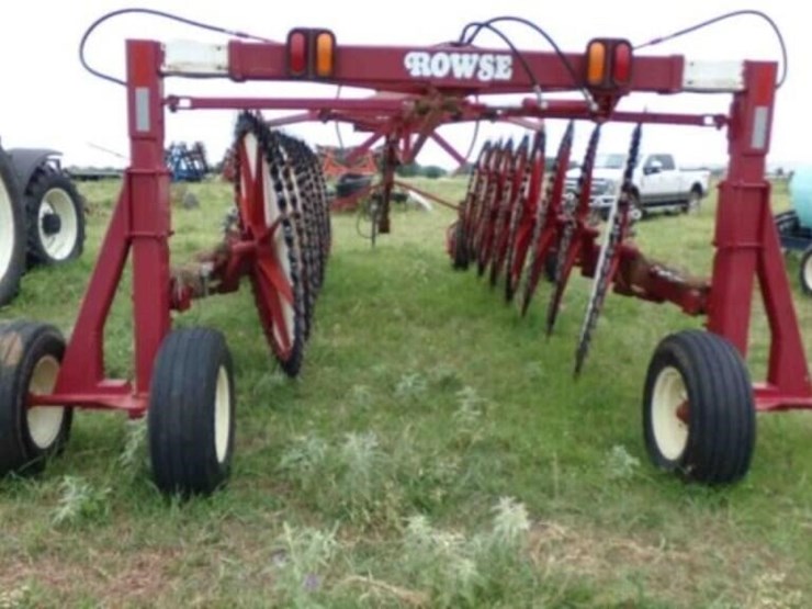 rowse-16-wheel-rake,-missing-one-wheel-image-6