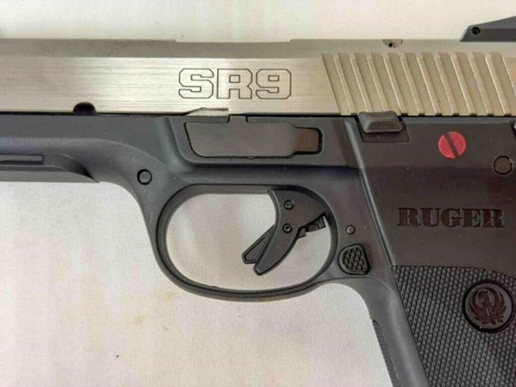sturm-ruger-pistol-image-3