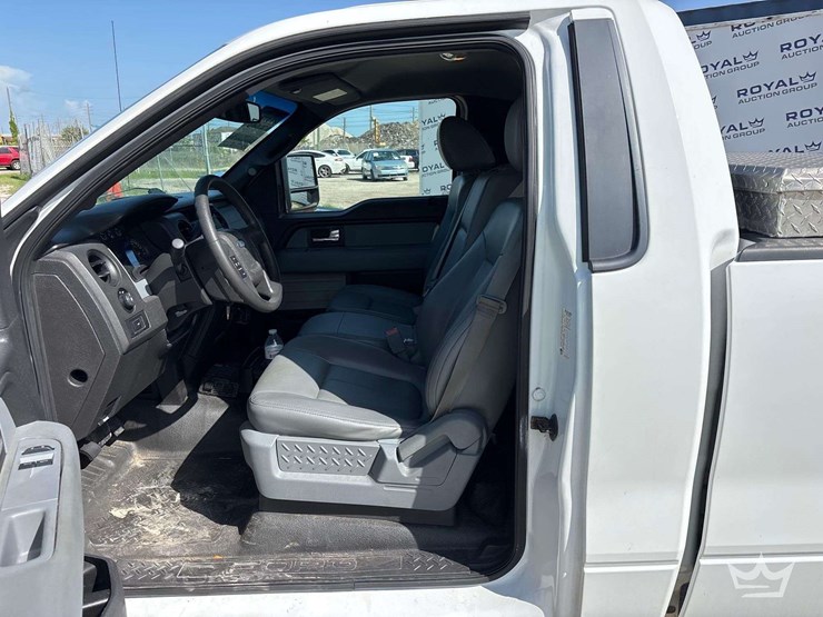 2014-ford-f150-image-13