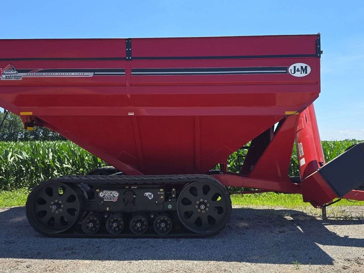 2021-j&m-1112-x-tend-series-grain-cart,-roll-tarp,-1,150-bushel,-storm-tracker-hd-oil-hub-tracks,-big-1000pto,-extended-reach,-hyd.-adjust-spout,-bullet-auger,-20''-auger,-scales,-s/n--1803329-image-4