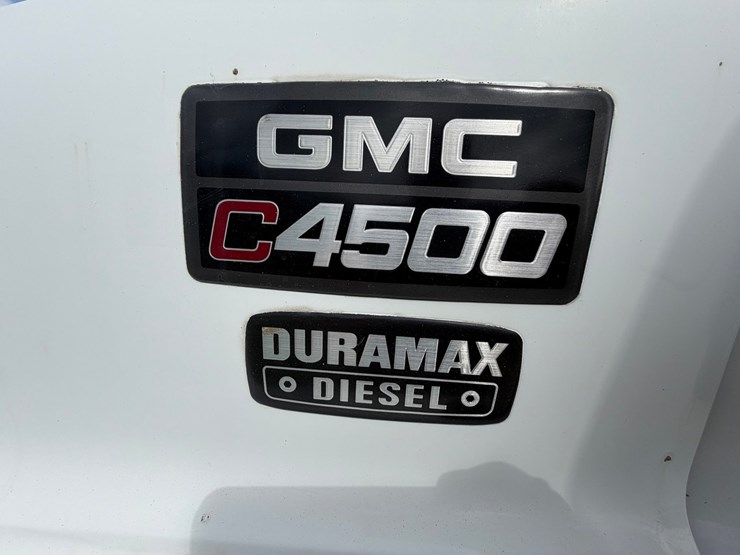 #1487-•-2004-gmc-c4500-flatbed-form-truck-image-66