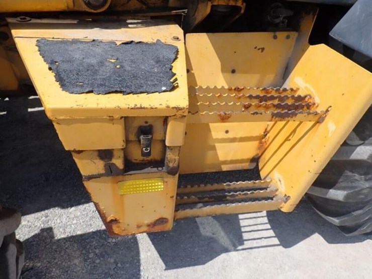 2009-deere-310sj-image-89