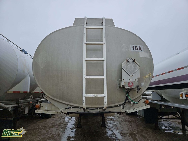 1980-westank-super-b-fuel-tank-trailer-image-3