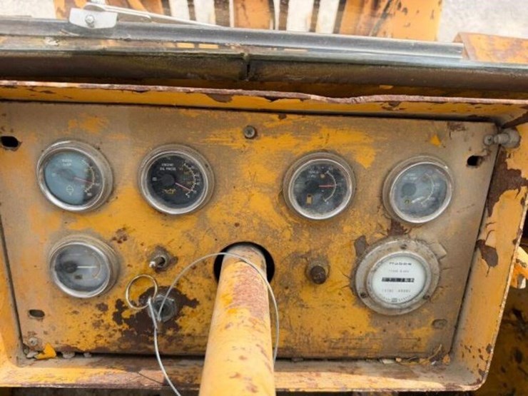 lift-king-4x4-rough-terrain-forklift-image-9