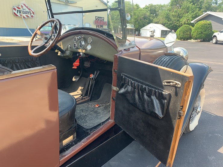 1929-hudson-limousine-image-23