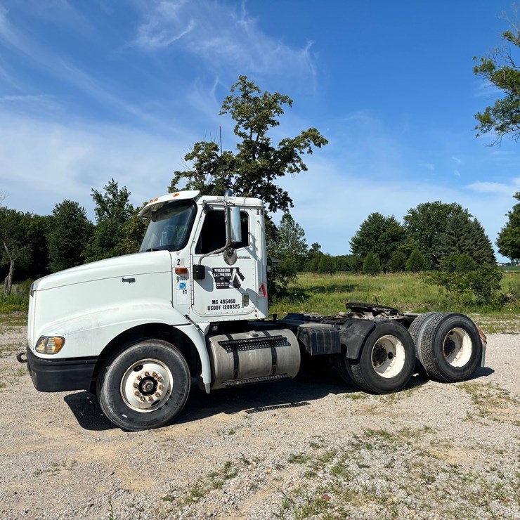 2002 INTERNATIONAL 9100