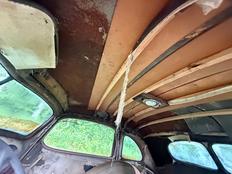 #1369-•-1936-terraplane-car-image-44