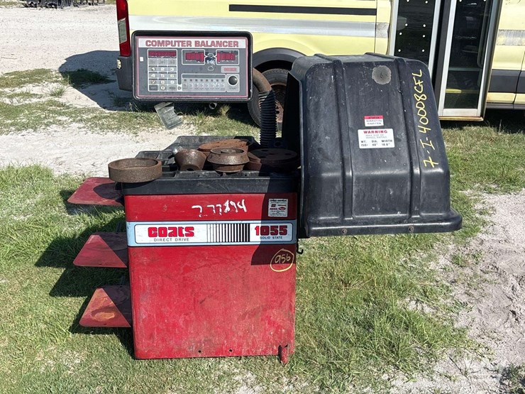 tire-balancer-machine-image-11