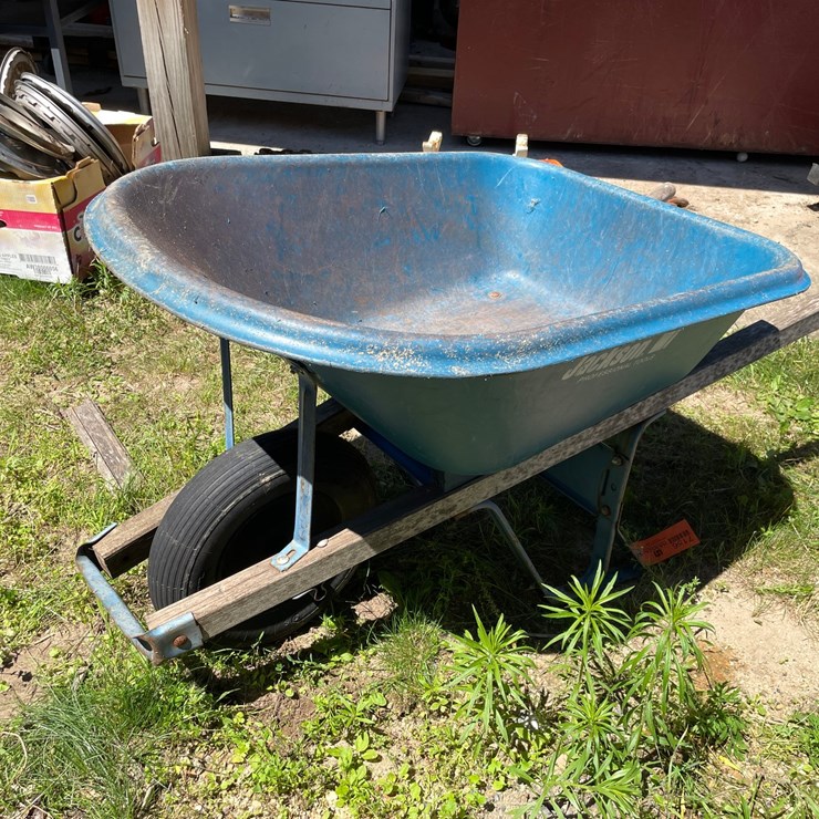 #7156 • Jackson Poly Tub Wheelbarrow