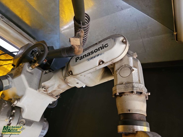 enclosed-miller/panasonic-auto-axcess-450-robotic-welder-image-14