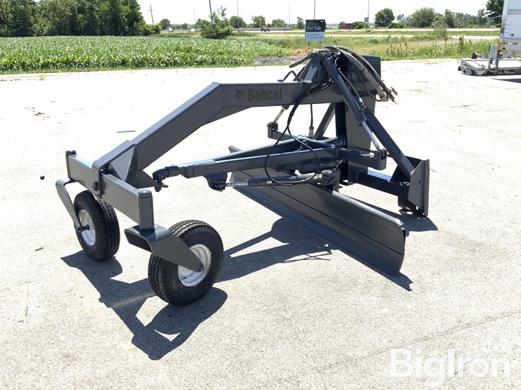2020-massey-ferguson-730-image-1