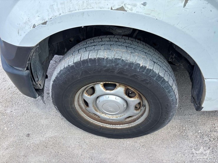 2017-ford-f150-image-29