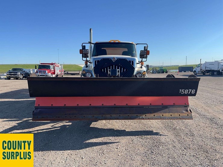 2016-international-workstar-7600-image-8