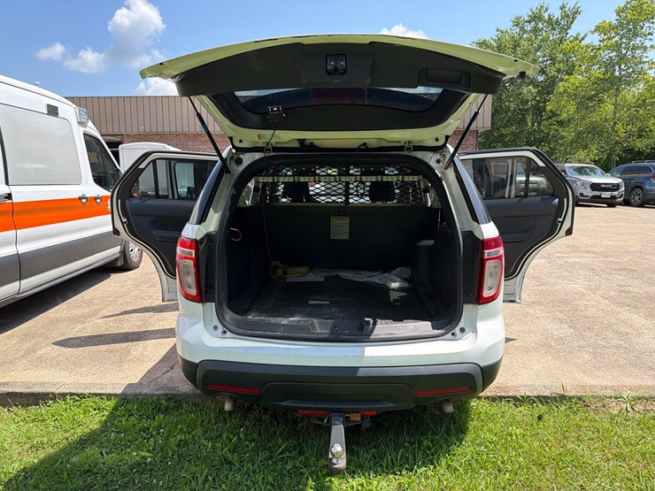 2012-ford-explorer-image-22