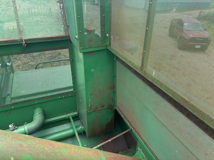john-deere-6620-titan-ii-image-53