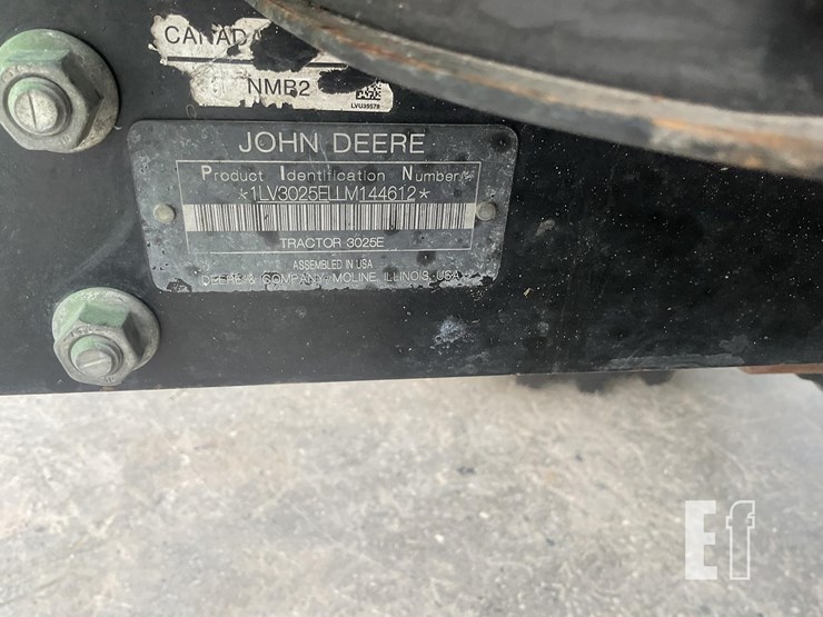 2020-john-deere-3025e-image-17