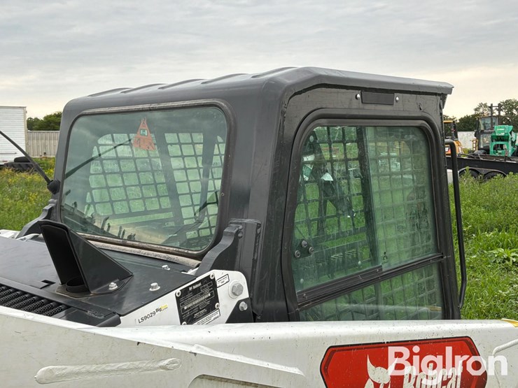 2024-bobcat-t76-image-10