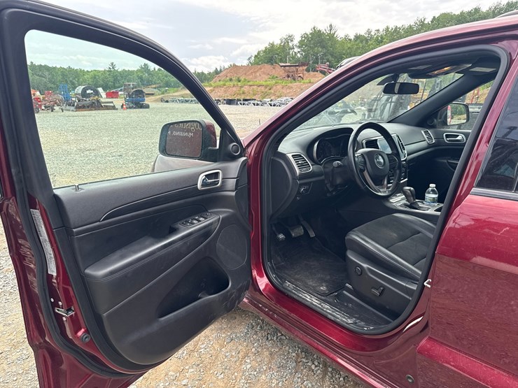 2021-jeep-grand-cherokee-image-42