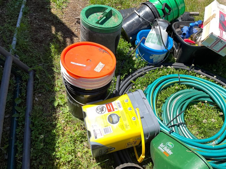 #7159-•-assorted-lawn-and-garden-items-image-6