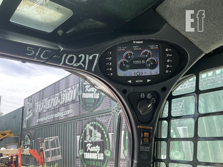 2020-bobcat-t770-image-16