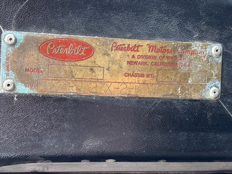 1989-peterbilt-377-image-54