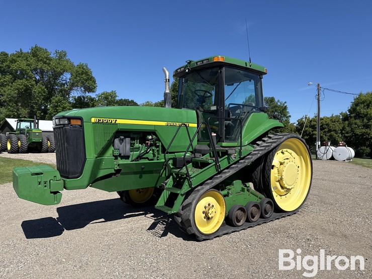 1997-john-deere-8300t-image-1