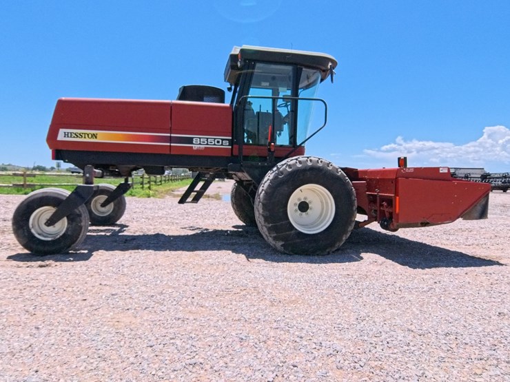 hesston-8550s-image-6