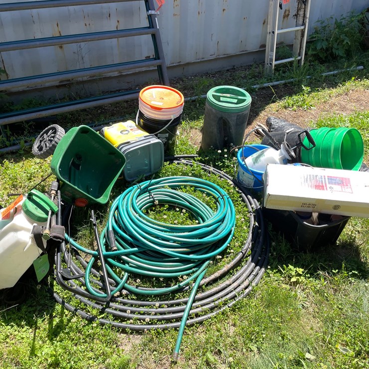 #7159 • Assorted Lawn and Garden Items
