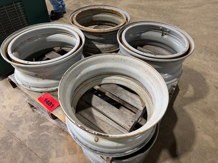 #1481-•-11r22.5-wheels-(lot-of-4)-image-4