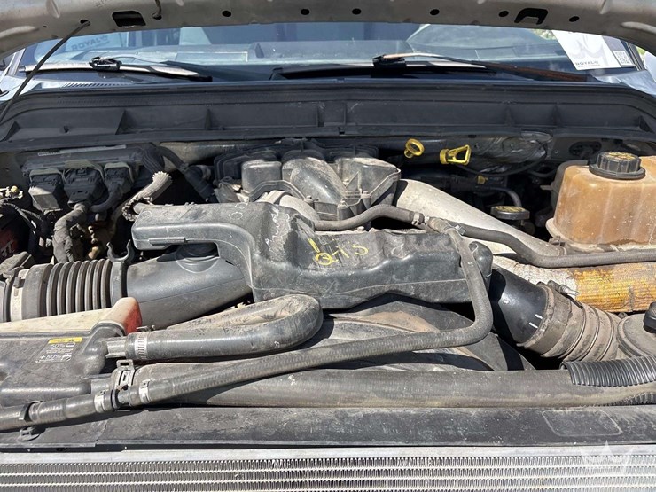 2011-ford-f350-image-12
