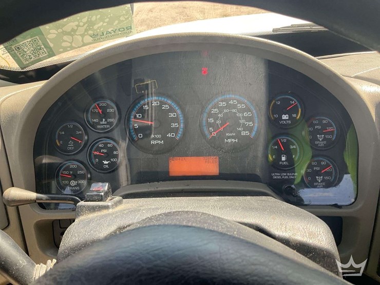 2019-international-durastar-4300-image-12