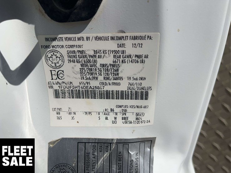 2013-ford-f550-image-25